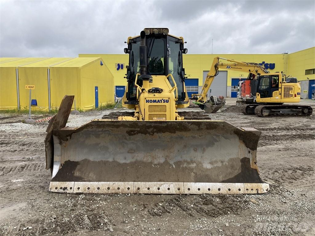 Komatsu DX 51 PX 22 Telaketjupuskutraktorit