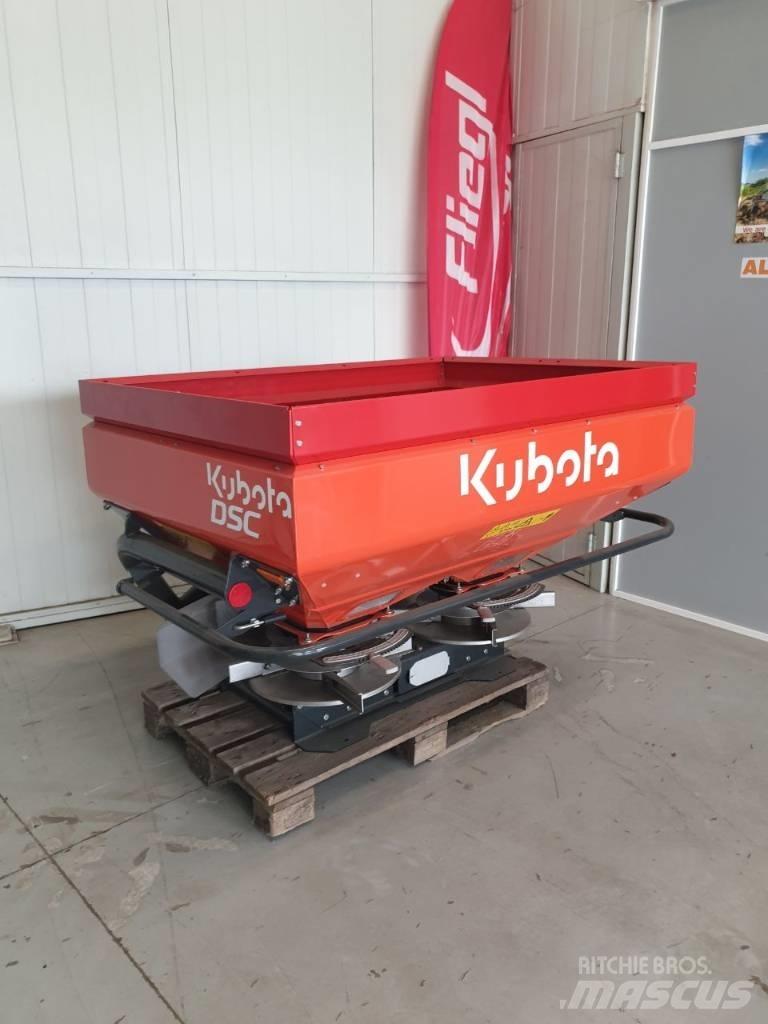 Kubota DSC 700 Lannoitteenlevittimet
