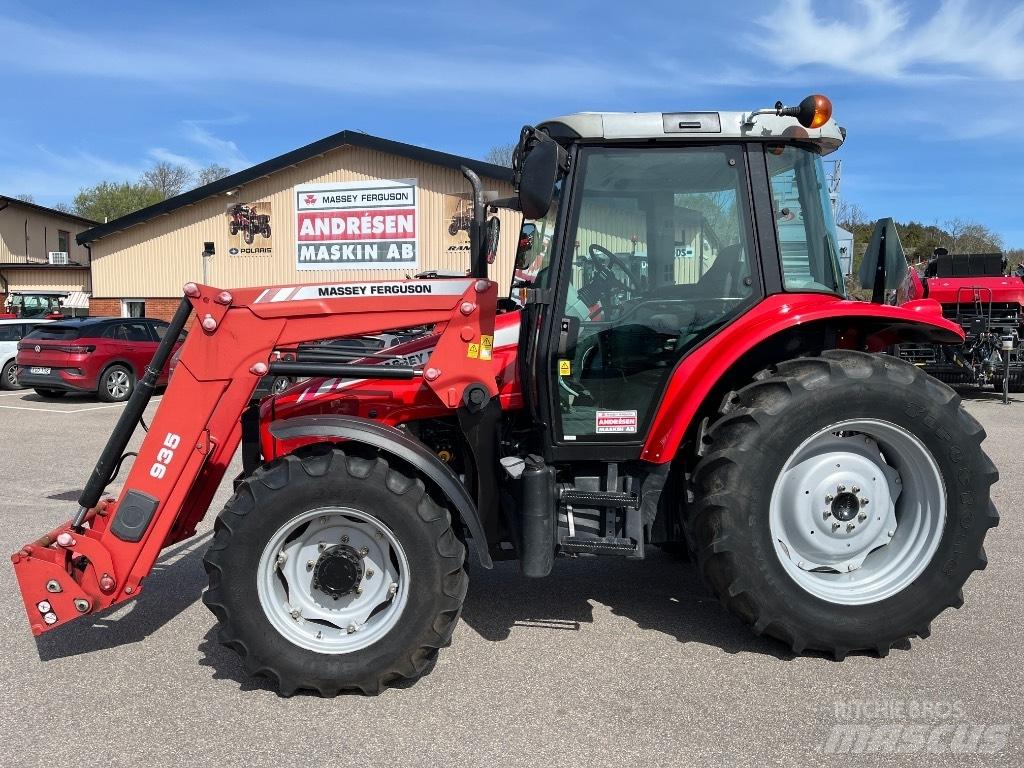 Massey Ferguson 5435 Traktorit