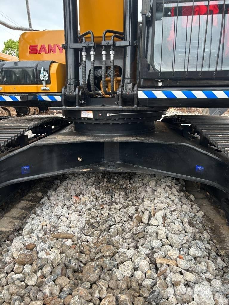 Sany SY 215 C Telakaivukoneet