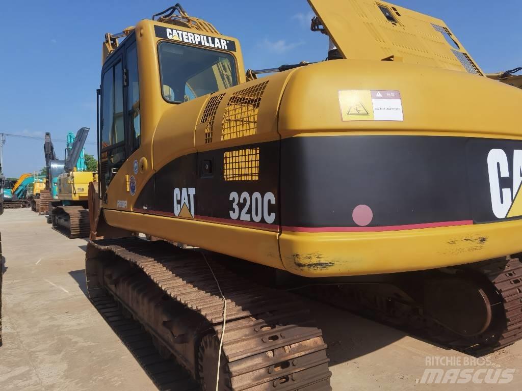 CAT 320 C Telakaivukoneet