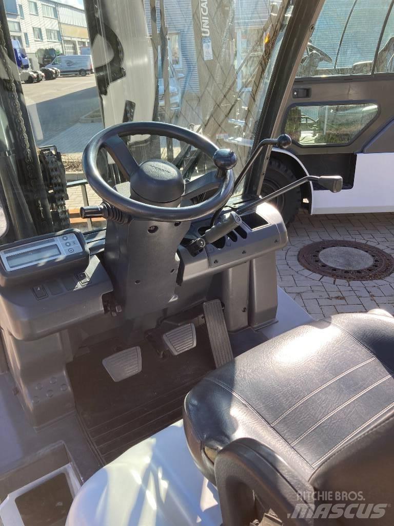 Nissan YG1D2A32Q Dieseltrukit