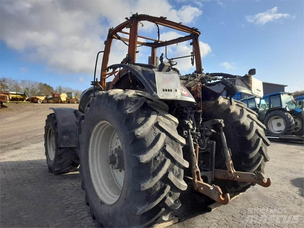 Valtra S374 Traktorit