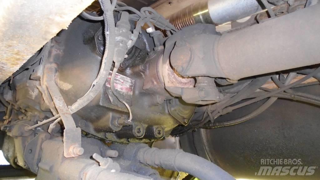 Mack CH 613 Vetopöytäautot
