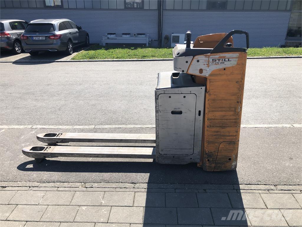 Still SXH 20 Käyden ajettavat pinoamistrukit