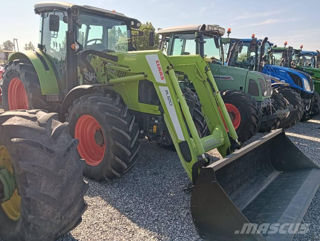 CLAAS Arion 460 Traktorit