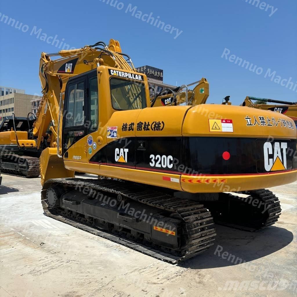 CAT 320 C Telakaivukoneet