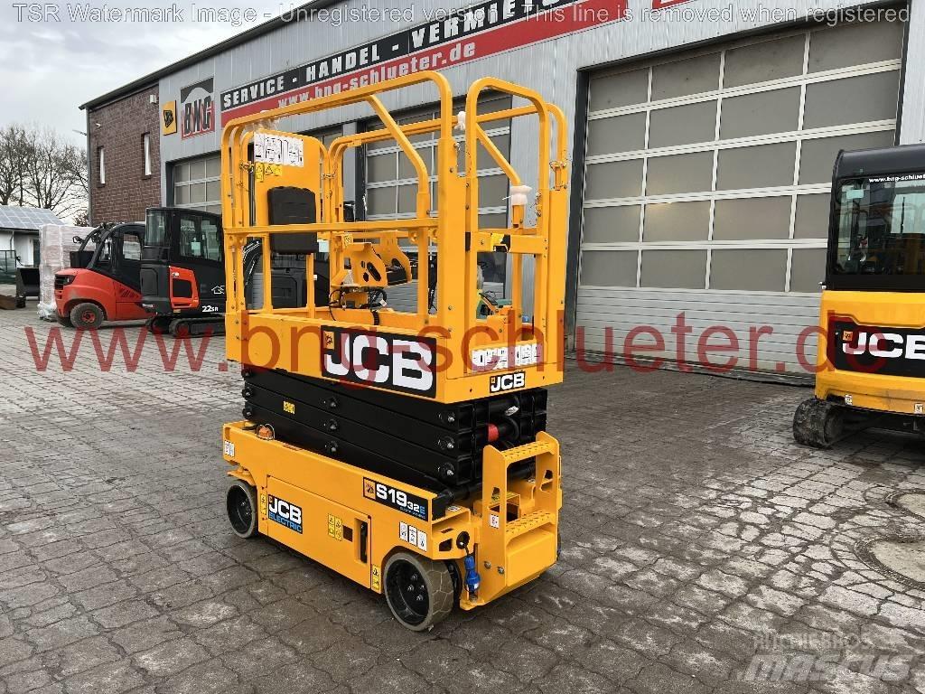 JCB S 1932 E -Demo- Saksilavat