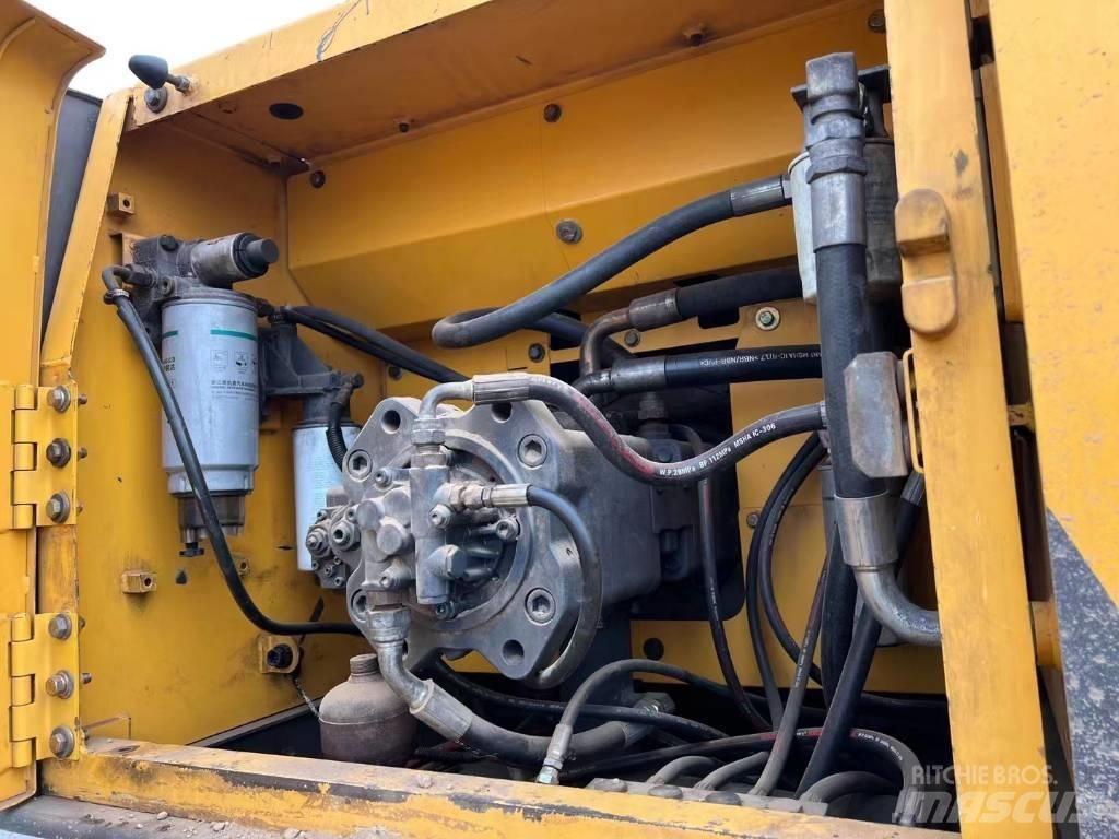 Volvo EC 290 B LC Telakaivukoneet
