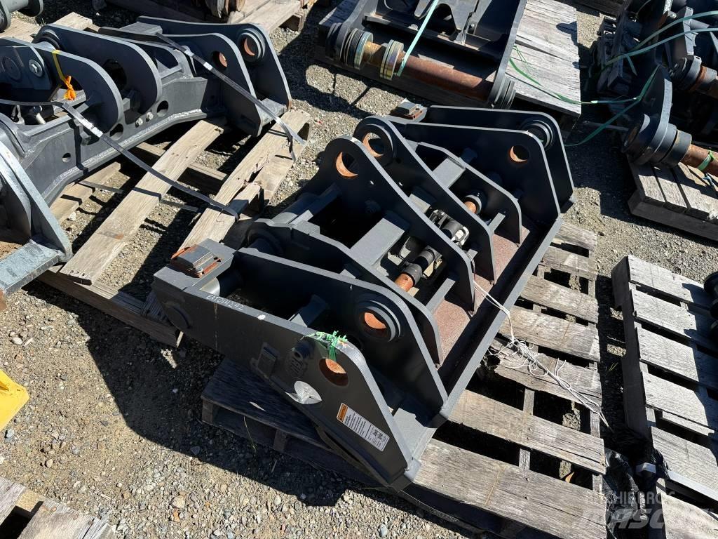 JRB KOMATSU WA320 QC Pikakytkimet