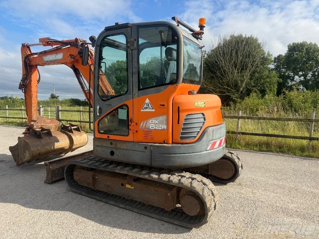 Doosan DX 62 R-3 Minikaivukoneet < 7t