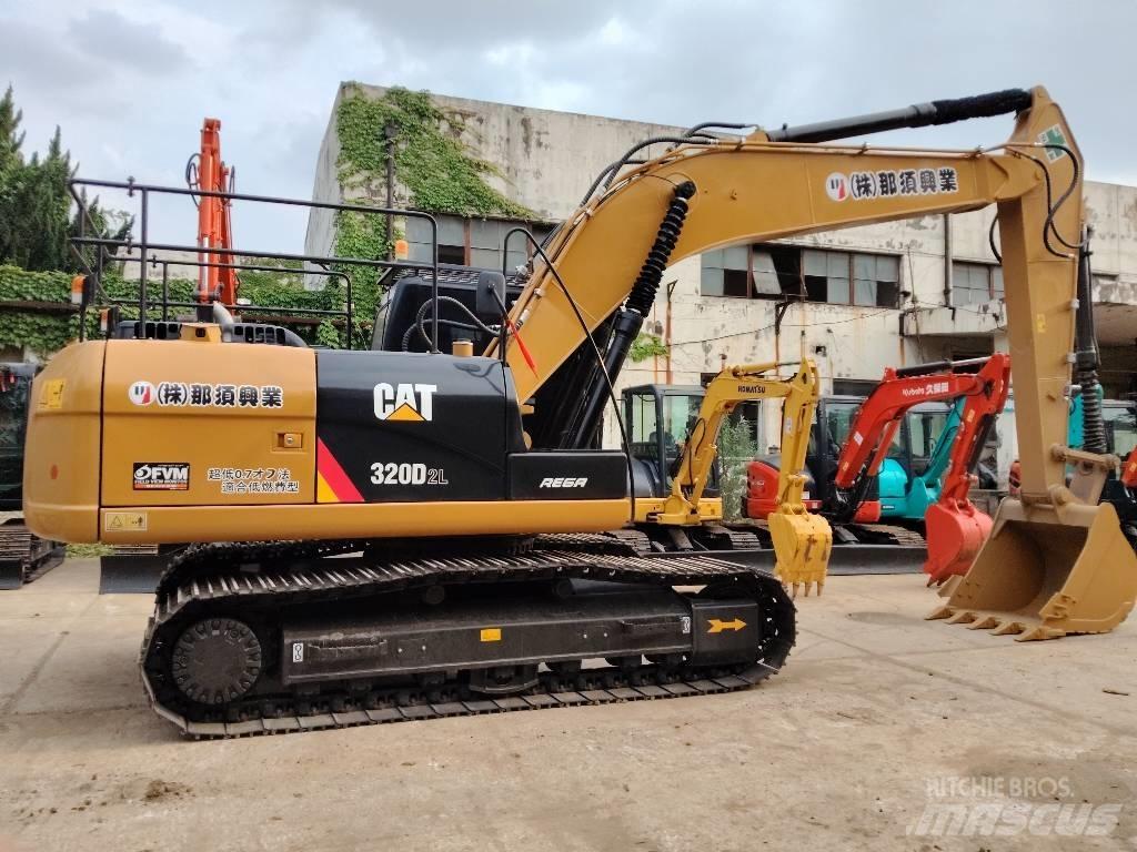 CAT 320D Telakaivukoneet