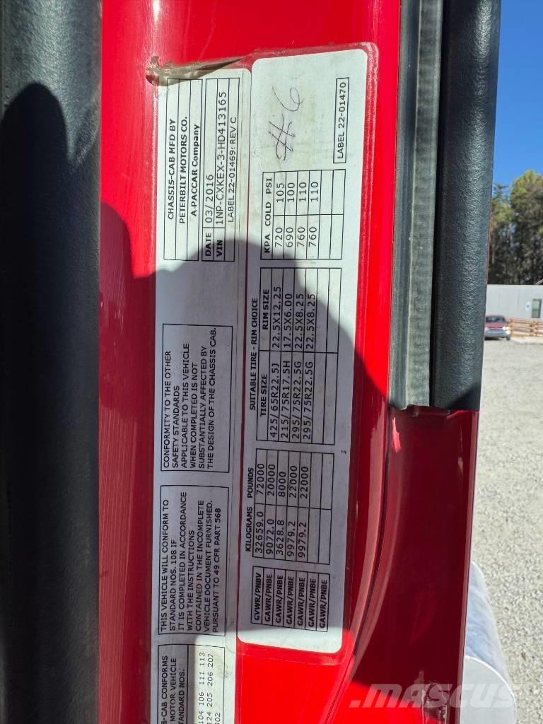 Peterbilt 567 Sora- ja kippiautot