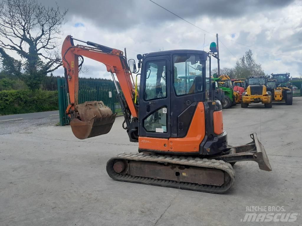 Hitachi ZX 40 Minikaivukoneet < 7t