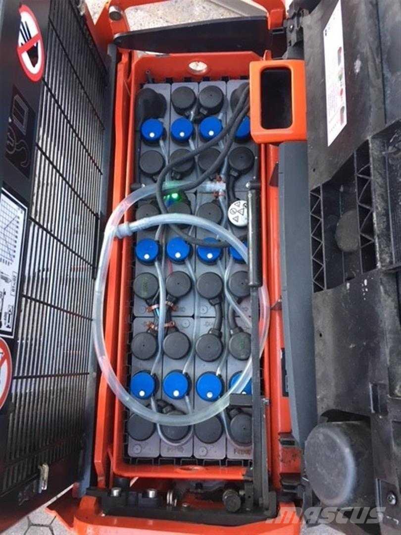 Linde D08 Korkeakeräilytrukit