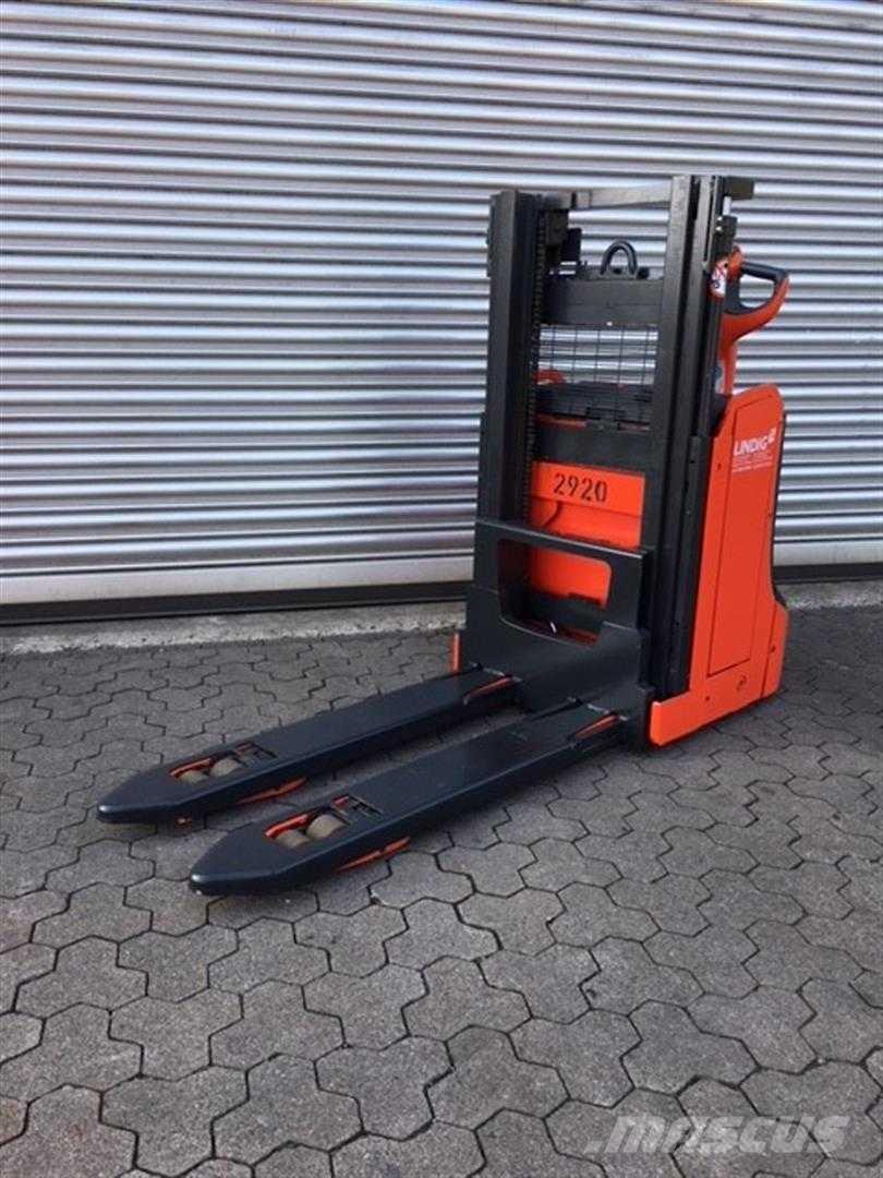 Linde D08 Korkeakeräilytrukit