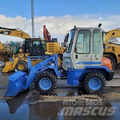 Hitachi LX 20-7 Pyöräkuormaajat