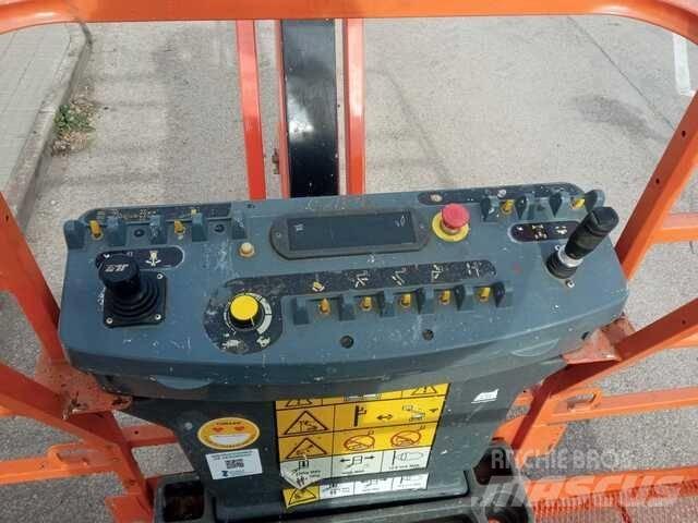 JLG 800 AJ Kuukulkijat