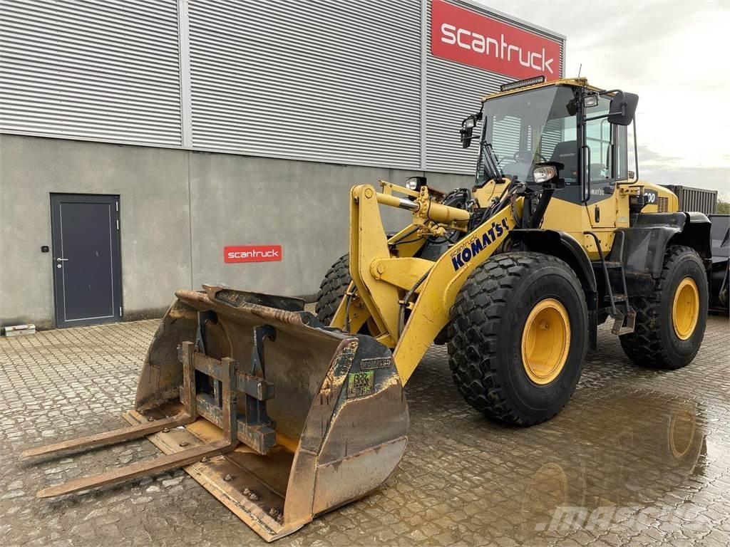 Komatsu WA200-7 Pyöräkuormaajat