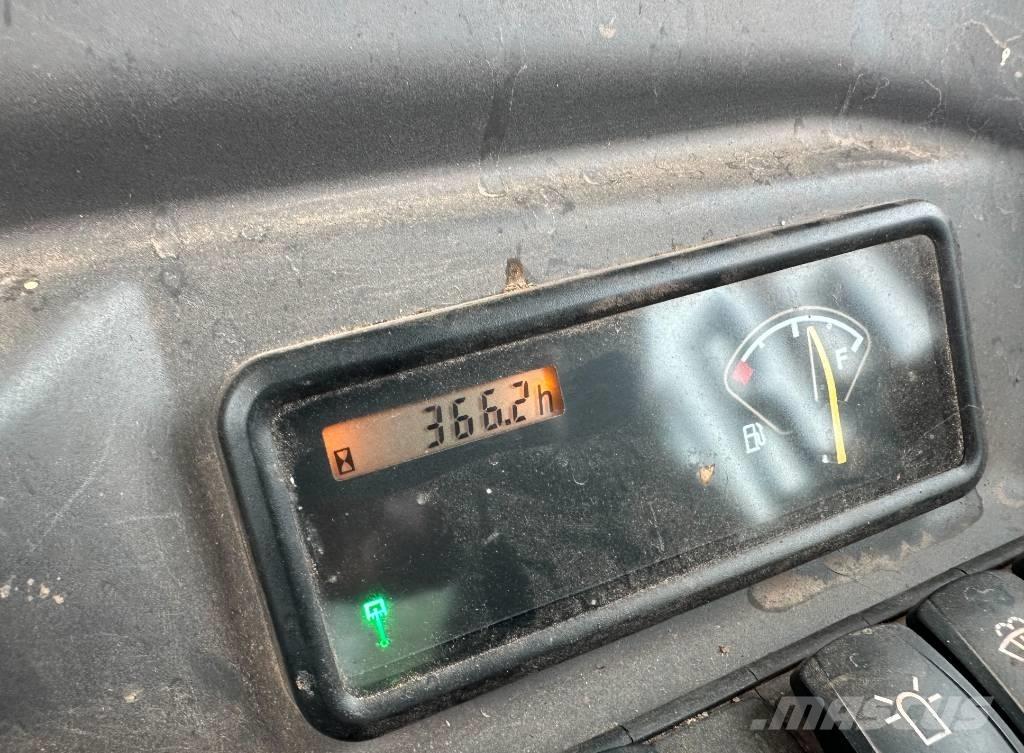 Volvo EC 27 D Minikaivukoneet < 7t