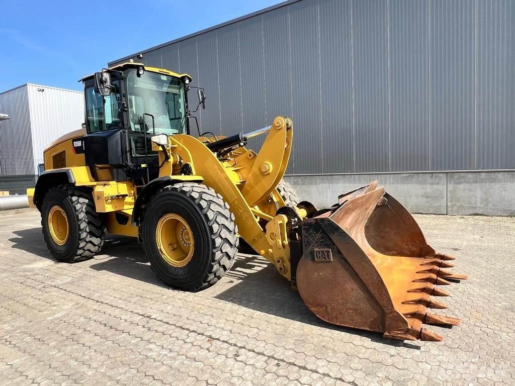 CAT 926M Pyöräkuormaajat