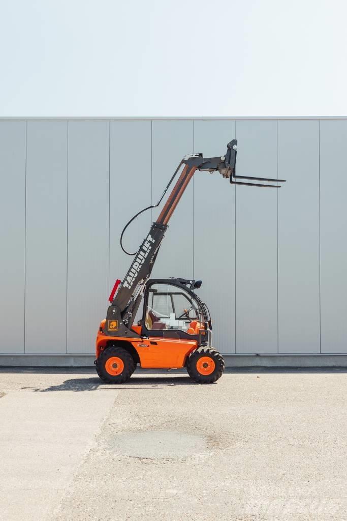 Ausa T 144 H Kurottajat