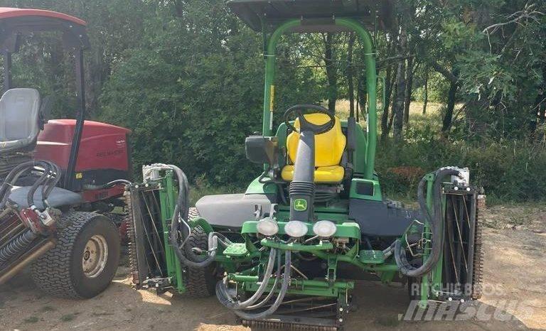 John Deere 7700A Väyläleikkuri