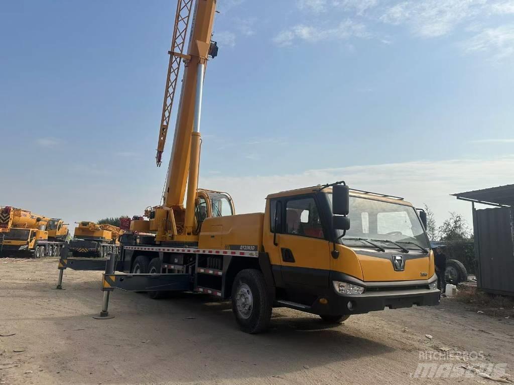 XCMG QY 25 K5D Mobiilinosturit