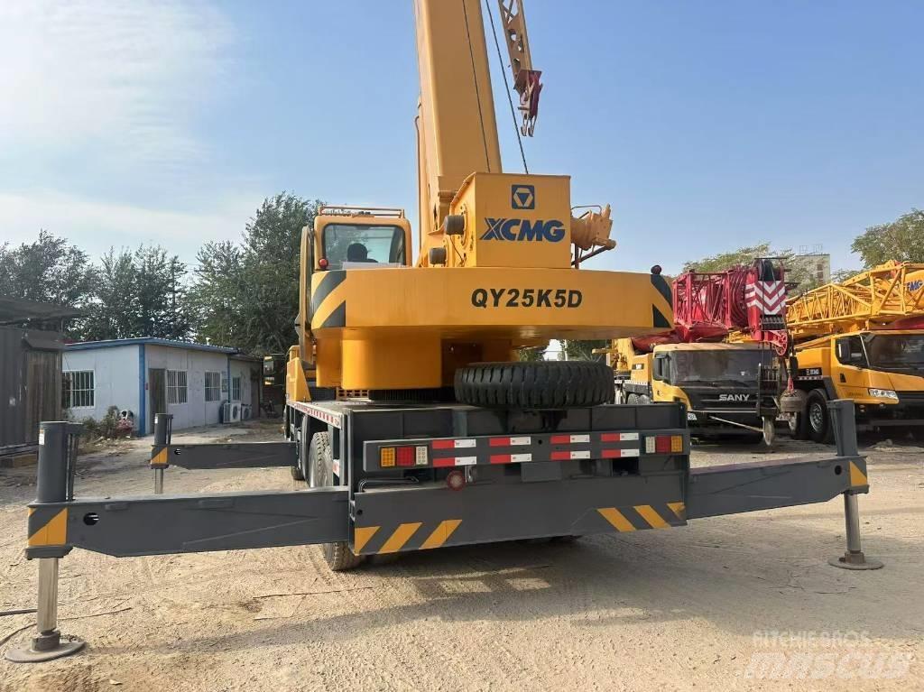 XCMG QY 25 K5D Mobiilinosturit
