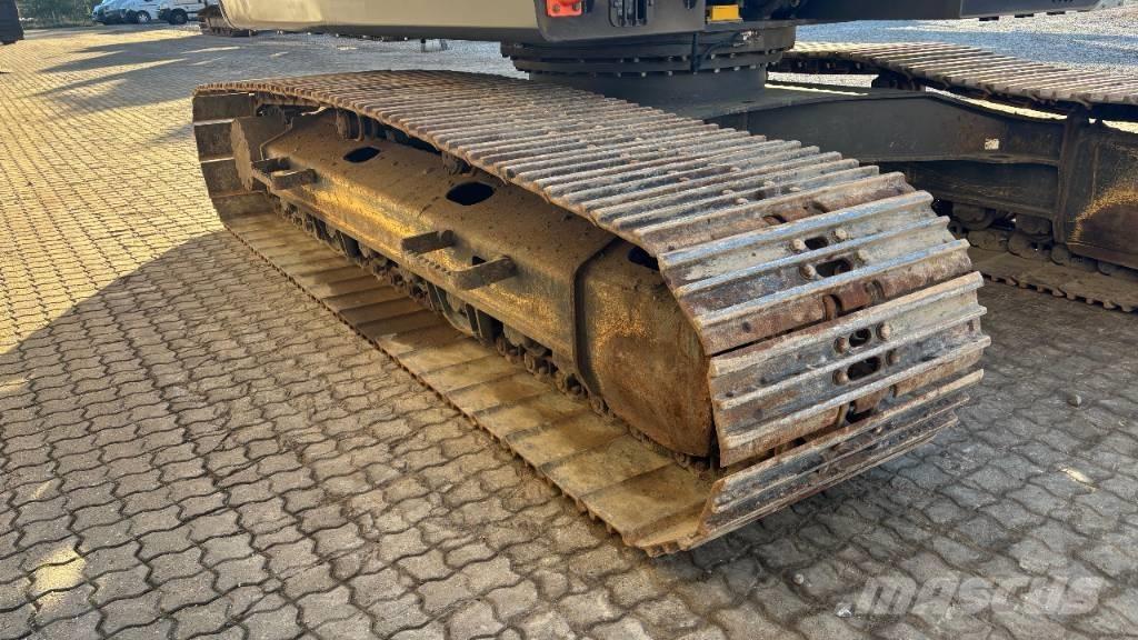 Volvo EC 220 E Telakaivukoneet