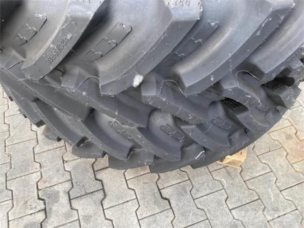 BKT 420/85R38 Renkaat ja vanteet