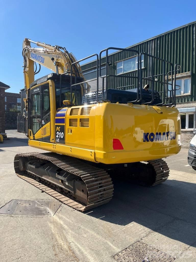 Komatsu PC210LC-11E0 Telakaivukoneet
