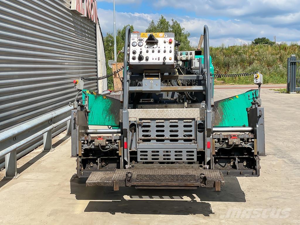 Vögele SUPER 800 Asfalttikoneet