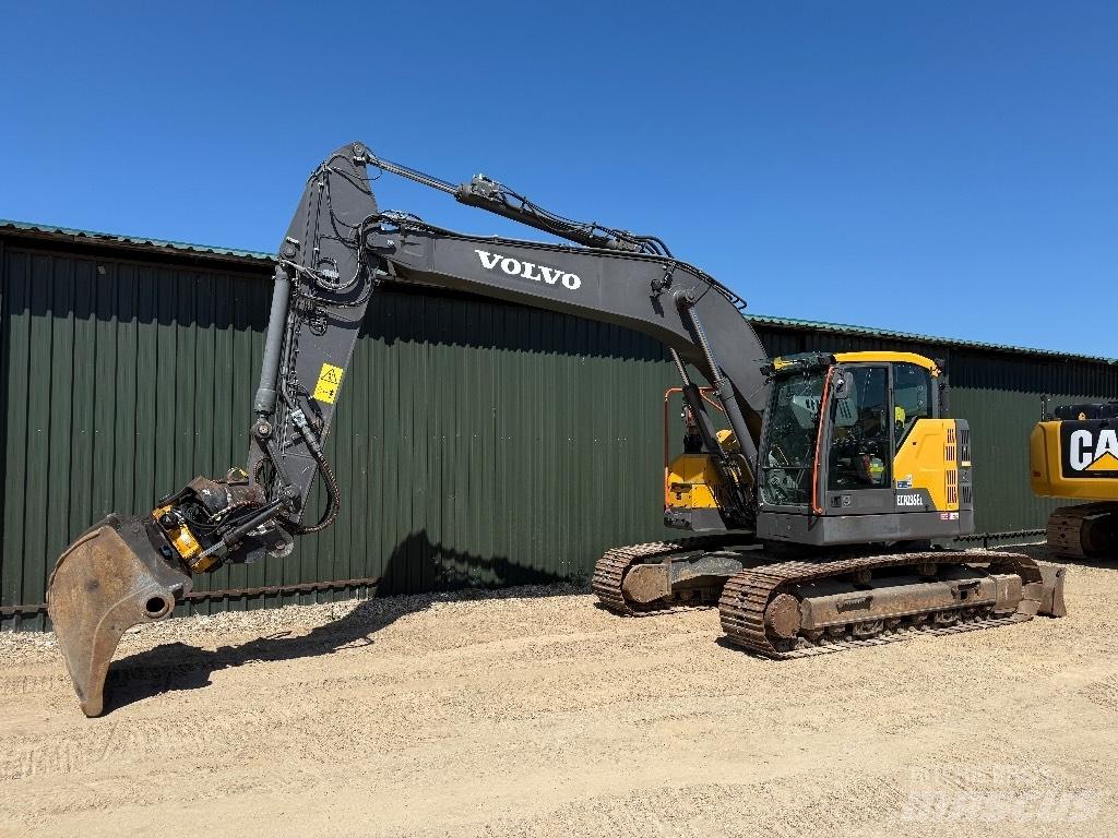 Volvo ECR 235 EL Telakaivukoneet