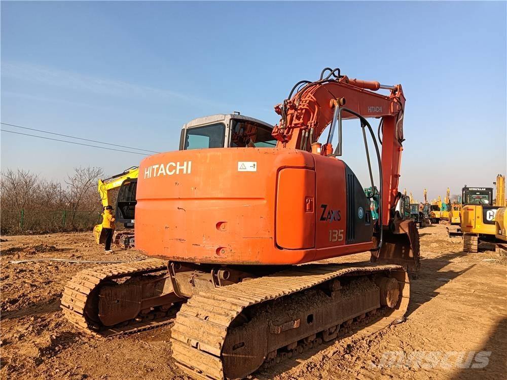 Hitachi ZX135US Telakaivukoneet