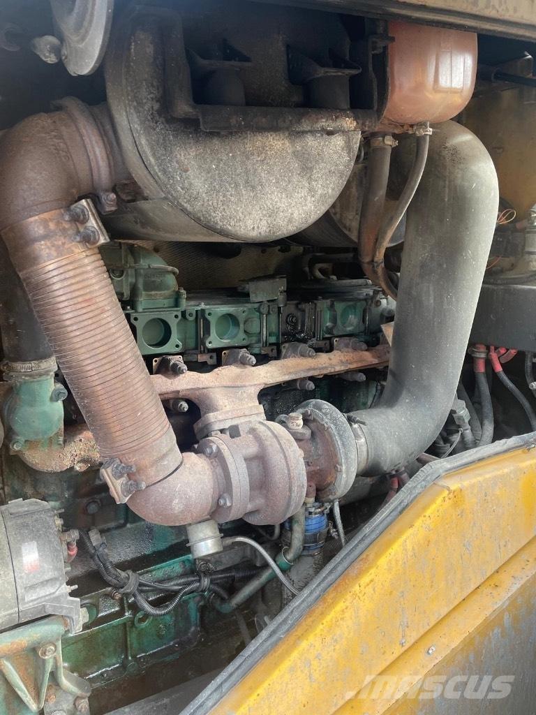 Volvo L120E Pyöräkuormaajat