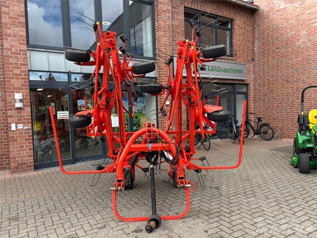 Kuhn GF 8702 Pöyhimet ja haravat