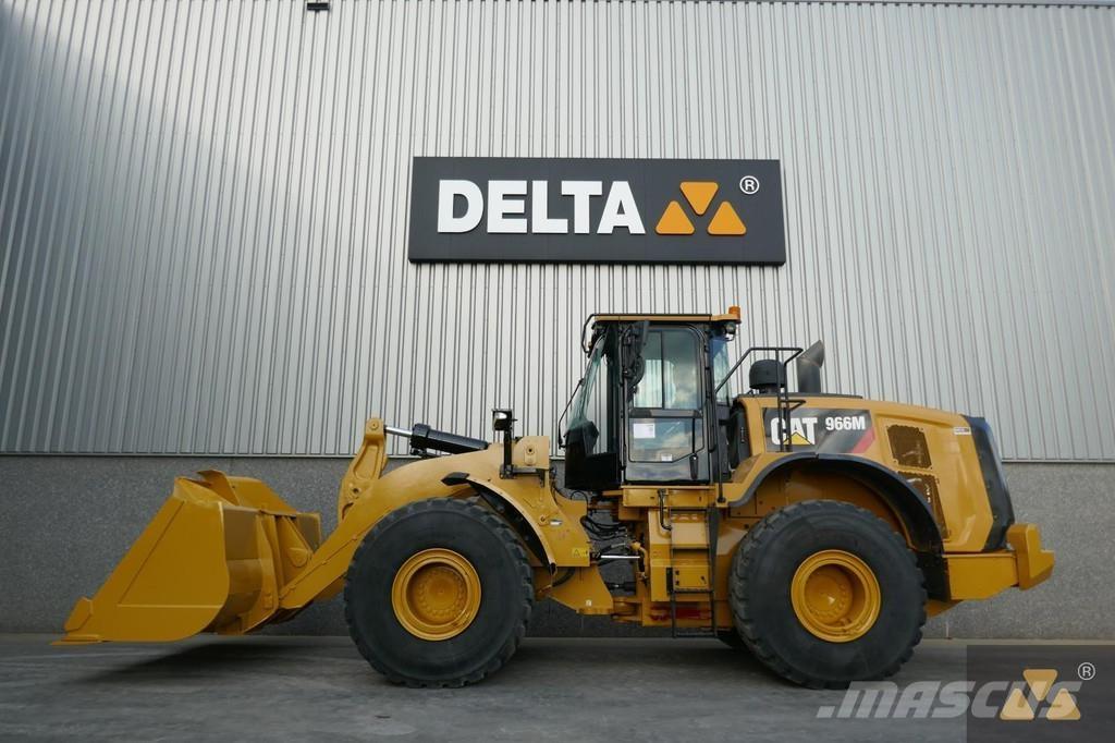 CAT 966M Pyöräkuormaajat
