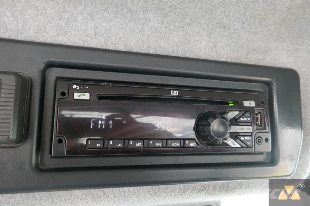 CAT 966M Pyöräkuormaajat