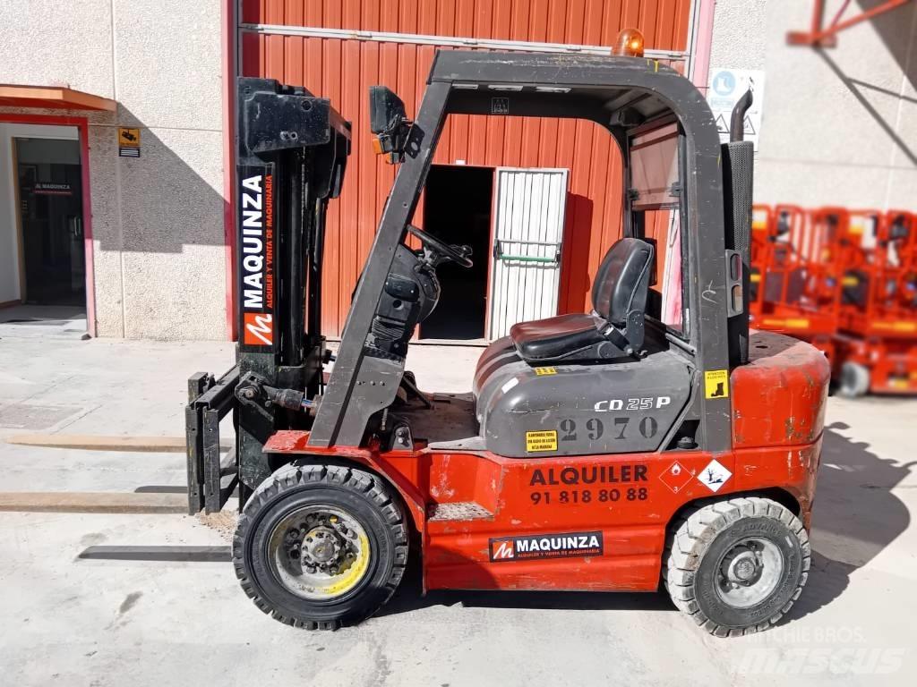 Manitou CD 25 P Dieseltrukit