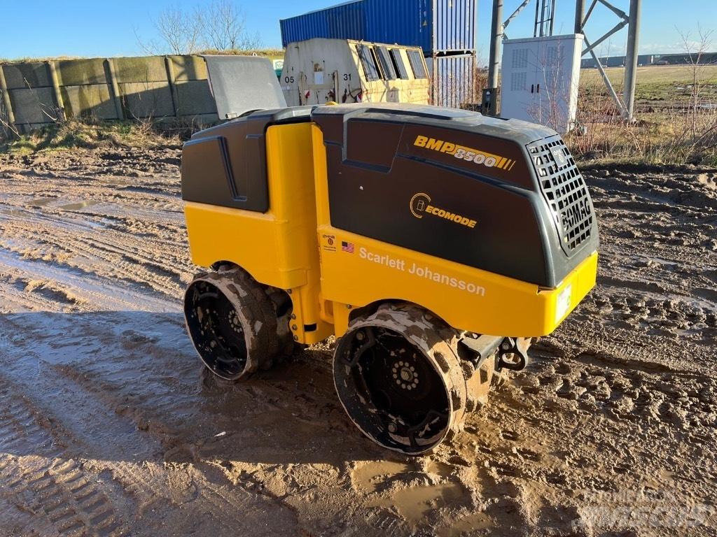 Bomag BMP 8500 Tärylevyt