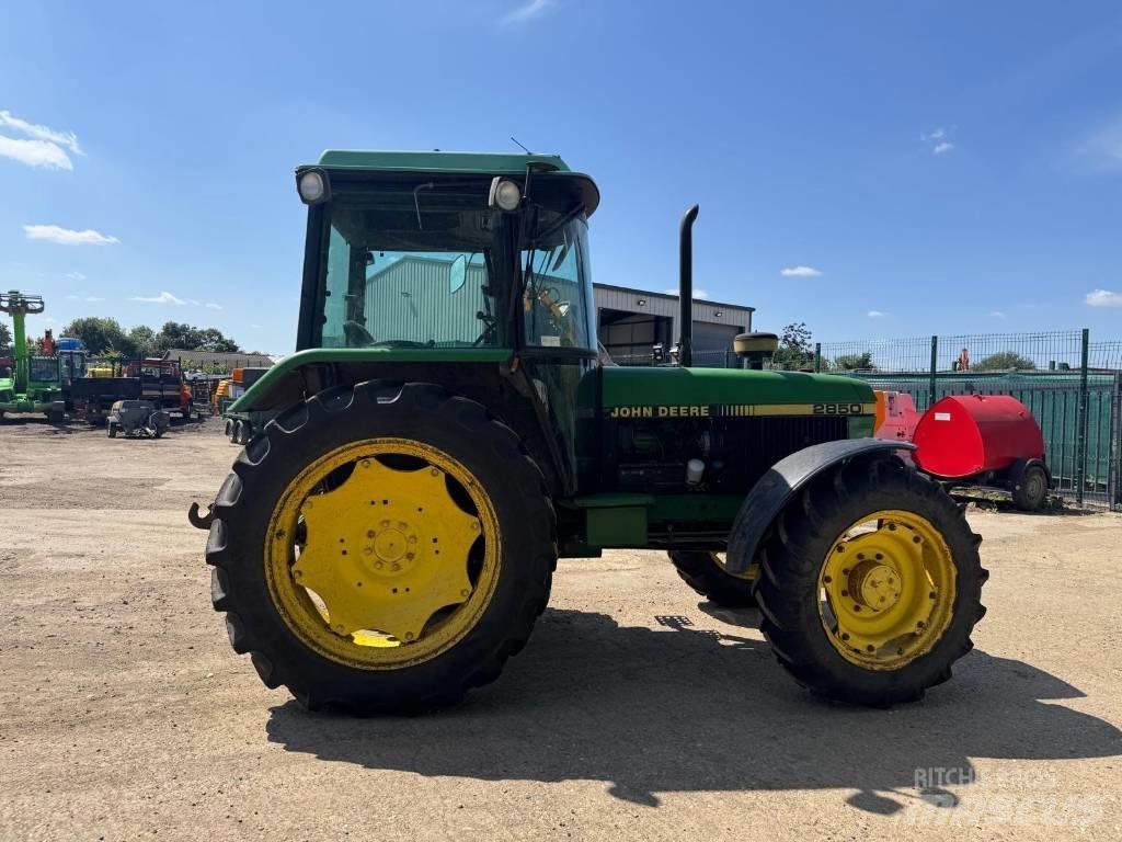 John Deere 2850 Traktorit