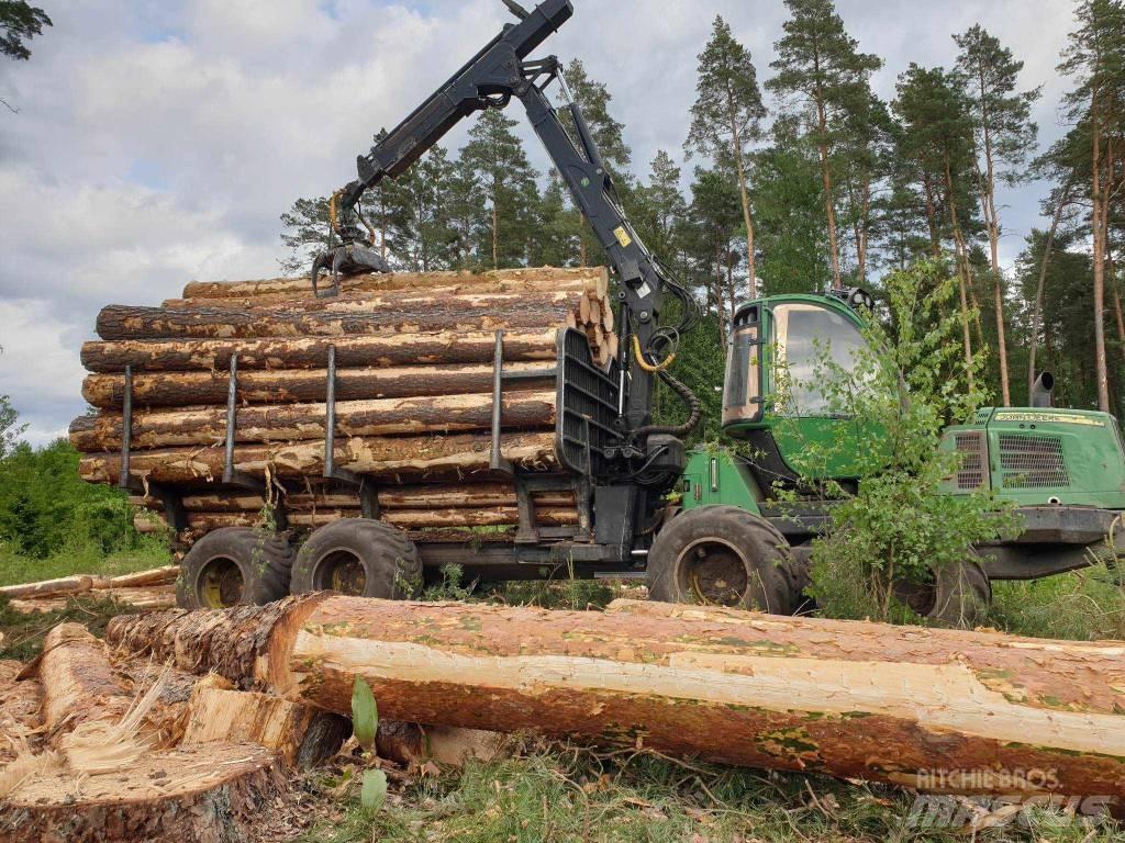 John Deere 1110 E Kuormatraktorit