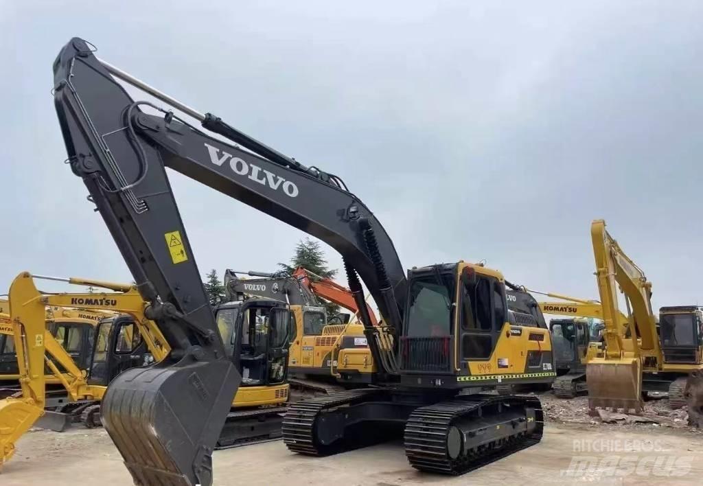 Volvo 210 Telakaivukoneet