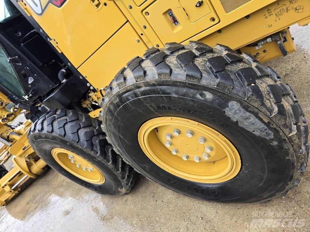 CAT 150 Tiehöylät