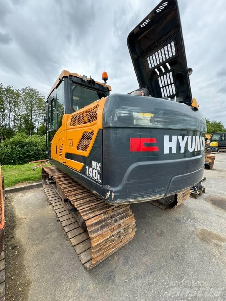 Hyundai HX 140L Telakaivukoneet