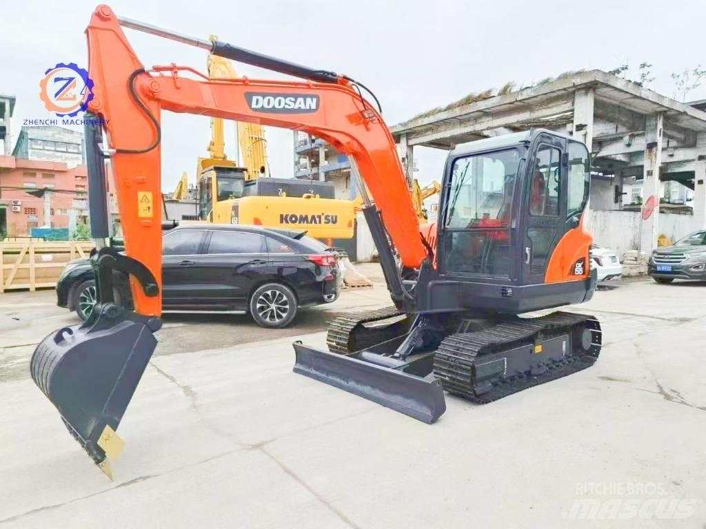 Doosan DX 55 Minikaivukoneet < 7t