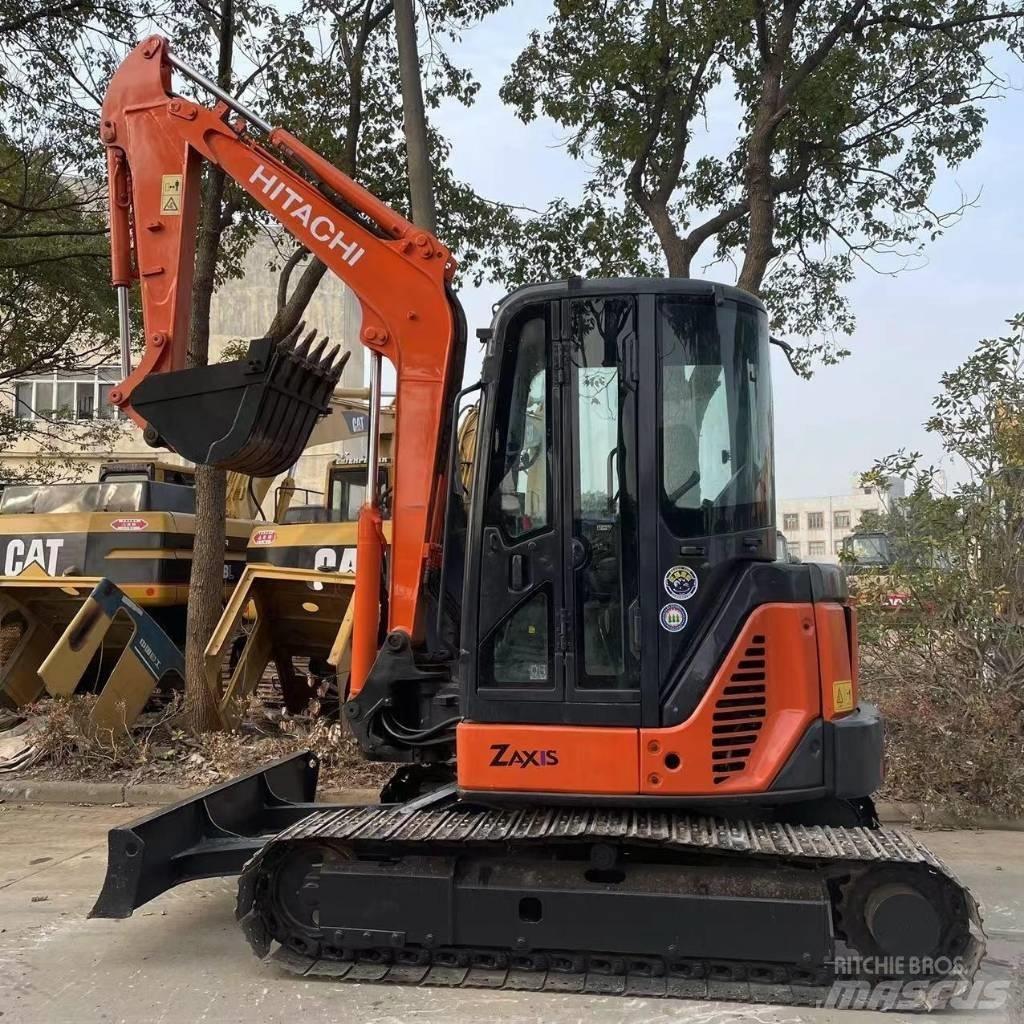 Hitachi ZX50 Minikaivukoneet < 7t