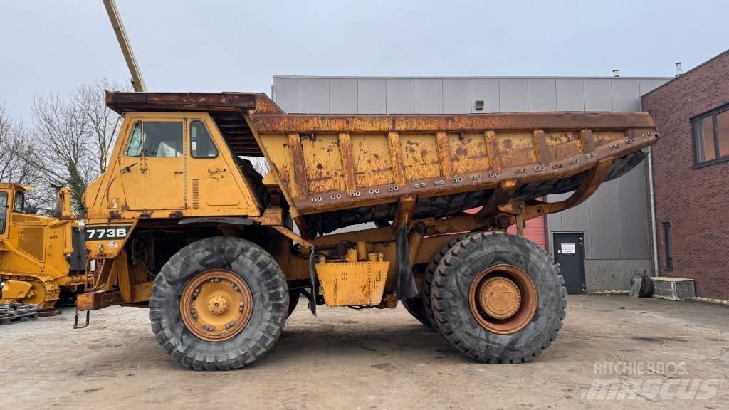 CAT 773 B Maansiirtoautot