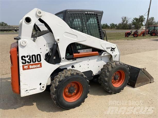 Bobcat S 300 Liukuohjatut kuormaajat